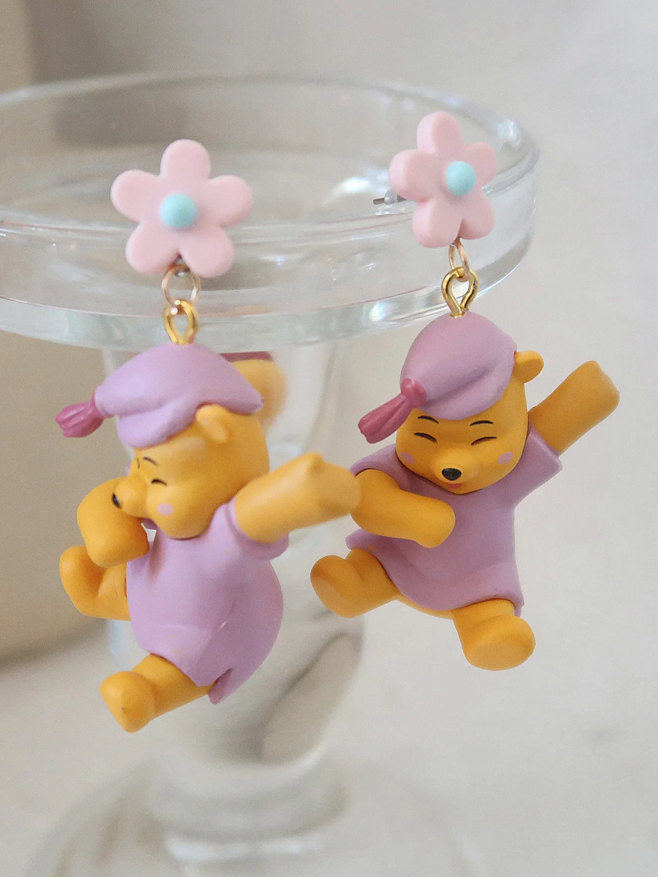

New Fashionable Cartoon Cute Pink Pajamas with Teddy Bear Earrings, Suitable for Daily Wear, Gatherings, Music Festivals