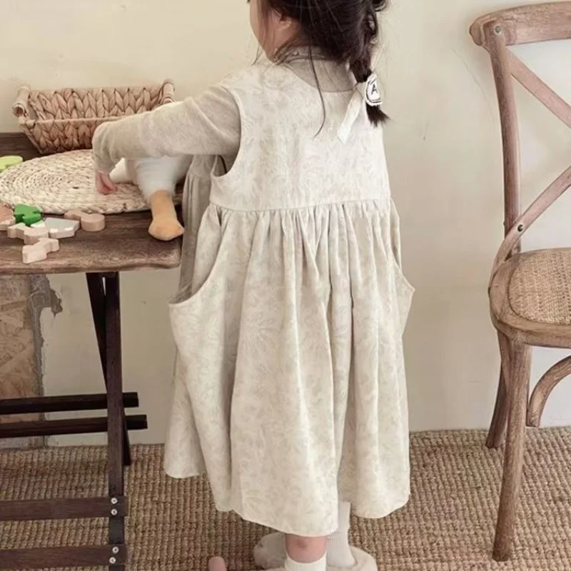 Girl Baby Spring and Autumn Dress Set New Children's Retro Bottom Long Sleeve Top Tank Top Skirt Two Piece Set 2-10Years