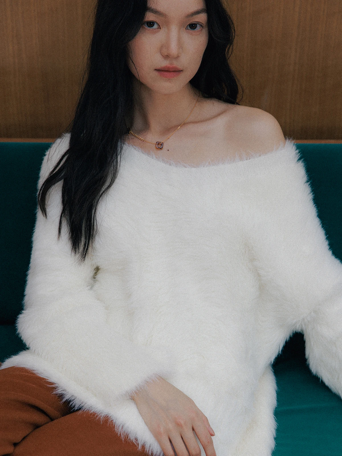 

SOTHEMOS 25FW High Densi V-Ne Long Sve Baby Soft Touch Fur Simulation Knitted Sweater Autumn Winter Women's Faion