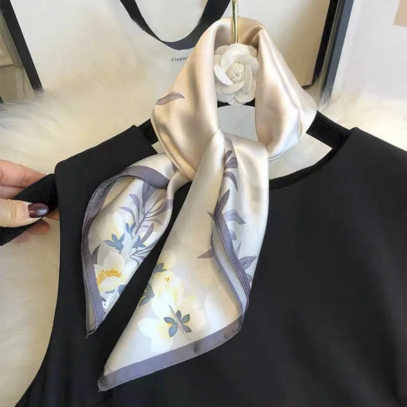 

Luxury Flower Pattern Square Silk Scarf Soft Smooth Satin Neckerchief Multi-purpose Headband Bag Accessory For All Seasons