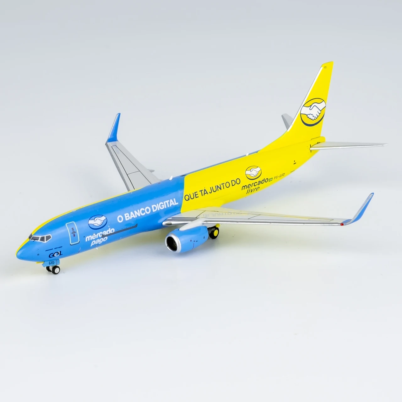 58185 Alloy Collectible Plane Gift NG Model 1:400 Mercado Livre Boeing B737-800 Diecast Aircraft Jet Model PS-GFD