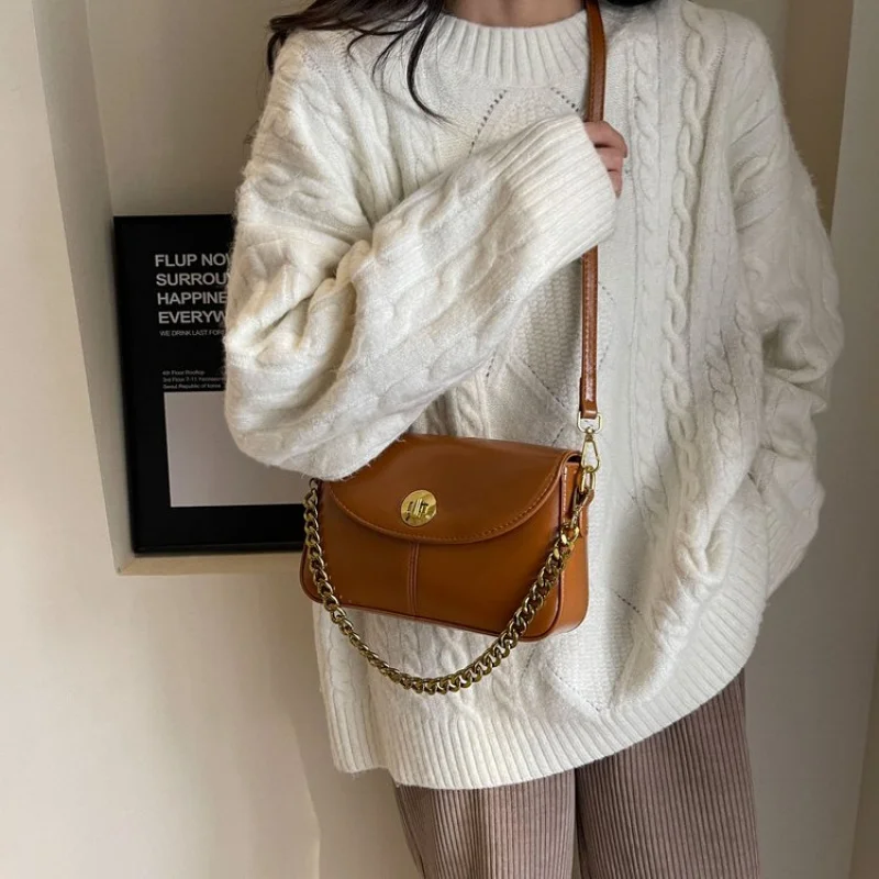 

Women's Messenger Bag Crafted From Star-Printed Leather Boasting Elegant High-End Lasting Style​