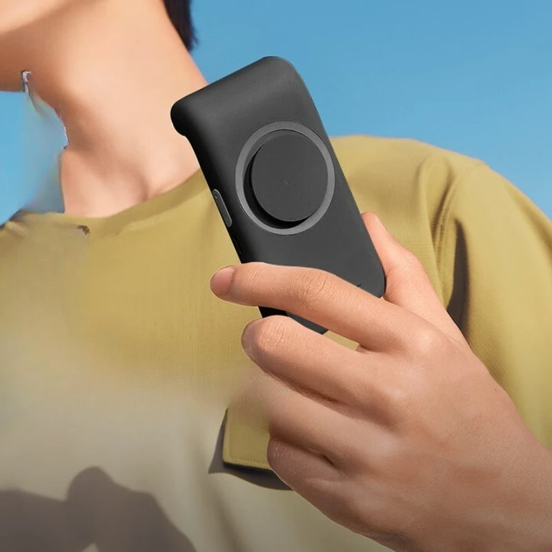 

Small fan carries silent, hand-held heat dissipation magnetic suction, hand-held card powerful fan