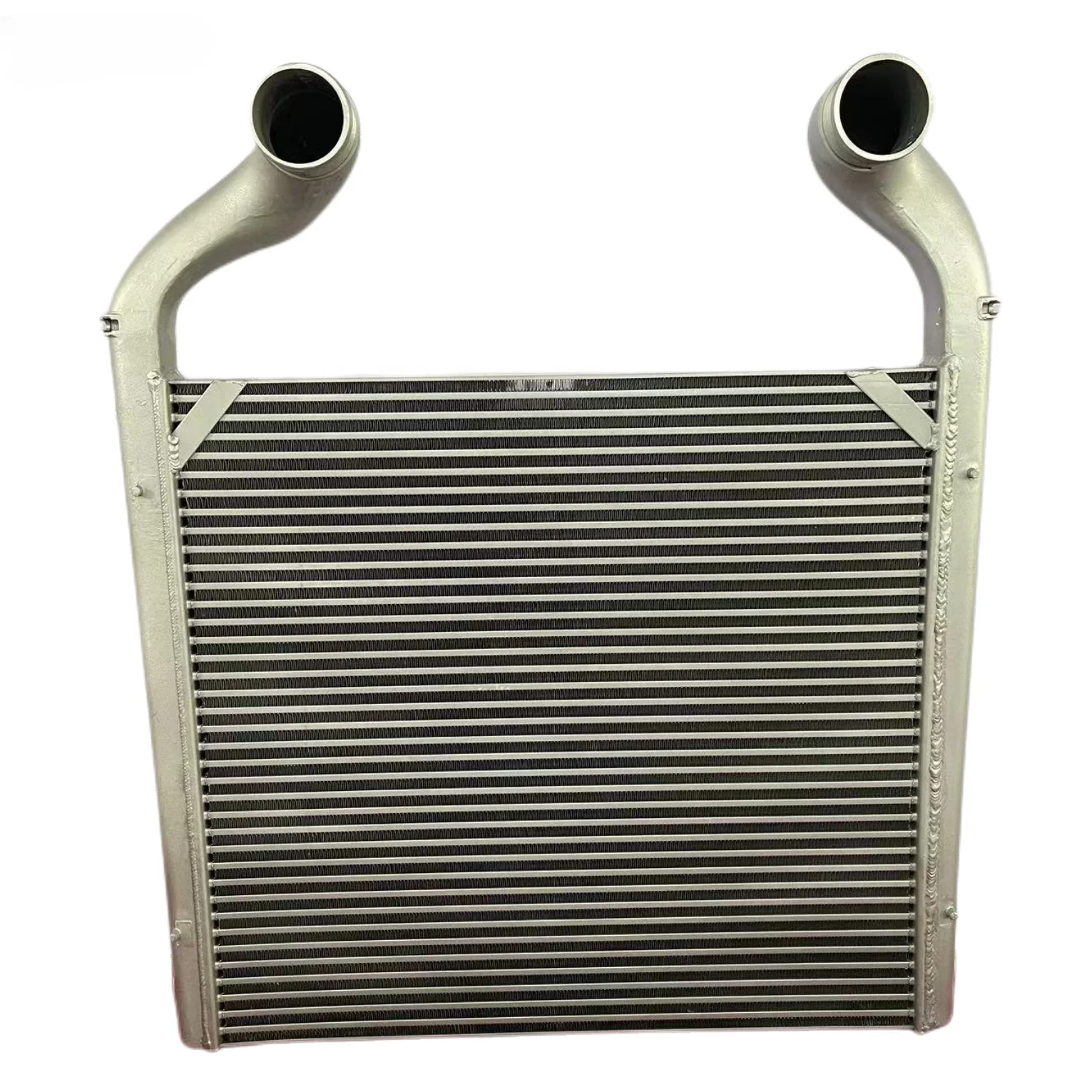 Water Tank Radiator Parts, Truck Engine Parts Spare Parts Intercooler Condenser Assembly WG9925530137 Intermediate