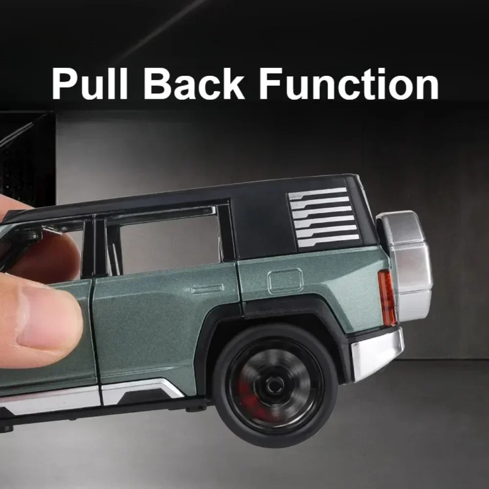 1:32 YangWang U8 Prado Giocattolo Modello di Auto In Lega Pressofusa Simulazione Fuoristrada Tirare Indietro Suono Luce Porte Aperte per I Ragazzi Regali