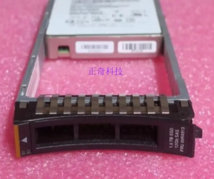 For 00RX913 00RY120 00RY126 1.6TB SAS V7000 Gen2 SSD 2.5 hard drive