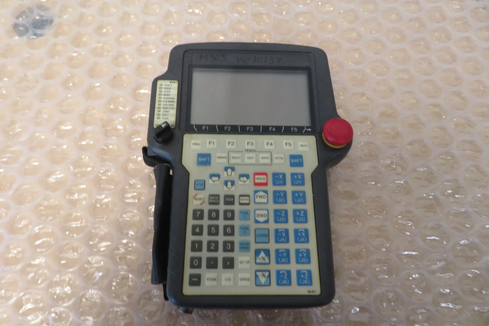 

A05B-2301-C301 Для FANUC A05B-2301-C301 Б/У портативный пульт управления (учебный пульт)