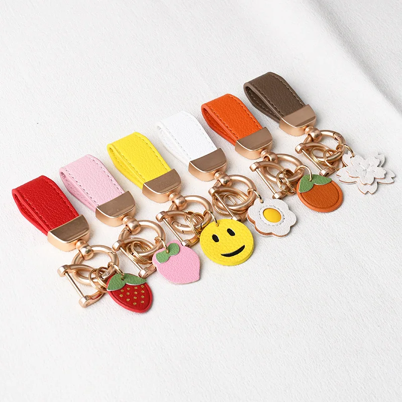 

Fruit Smiling Short Keychain Pendant Car Backpack Hanger Ornament Key Chain Holder Buckle Keyring Gift for Friend Family Lover