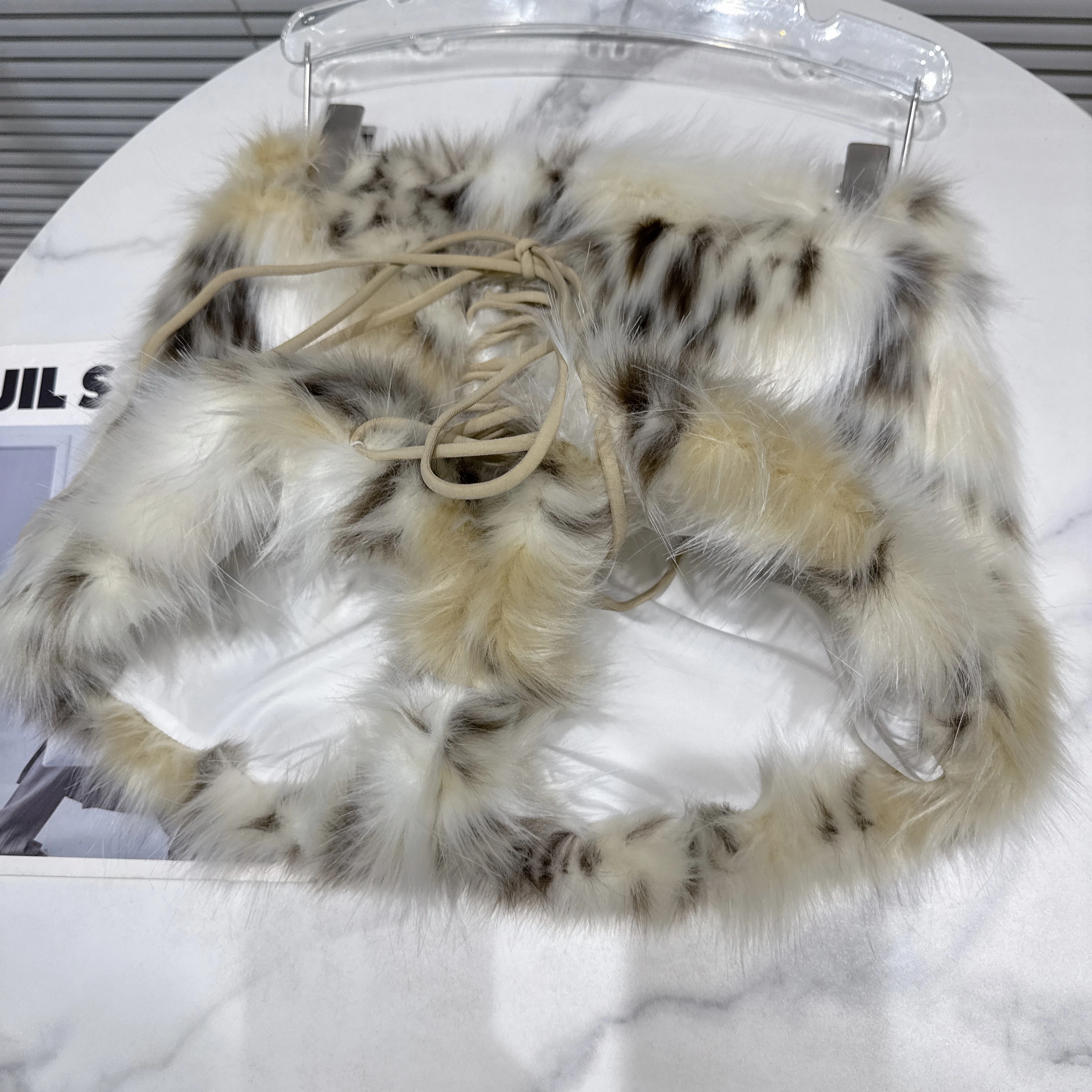 2025 شتاء جديد عصري فتاة ساخنة الدانتيل متابعة ليوبارد طباعة صديقة للبيئة فو الفراء تنورة قصيرة للنساء الفراء التنانير #2