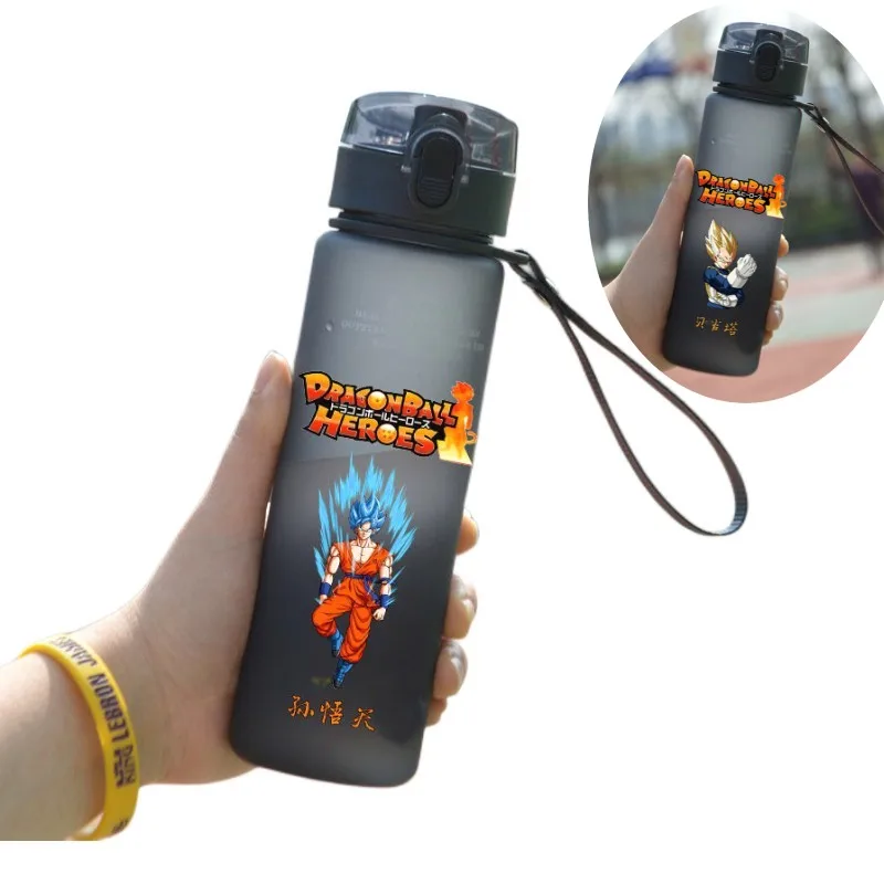 Botella de agua de dibujos animados de gran capacidad Dragon Ball Son Goku de 560ml, taza para beber para estudiantes de Anime, taza de agua portátil para deportes al aire libre