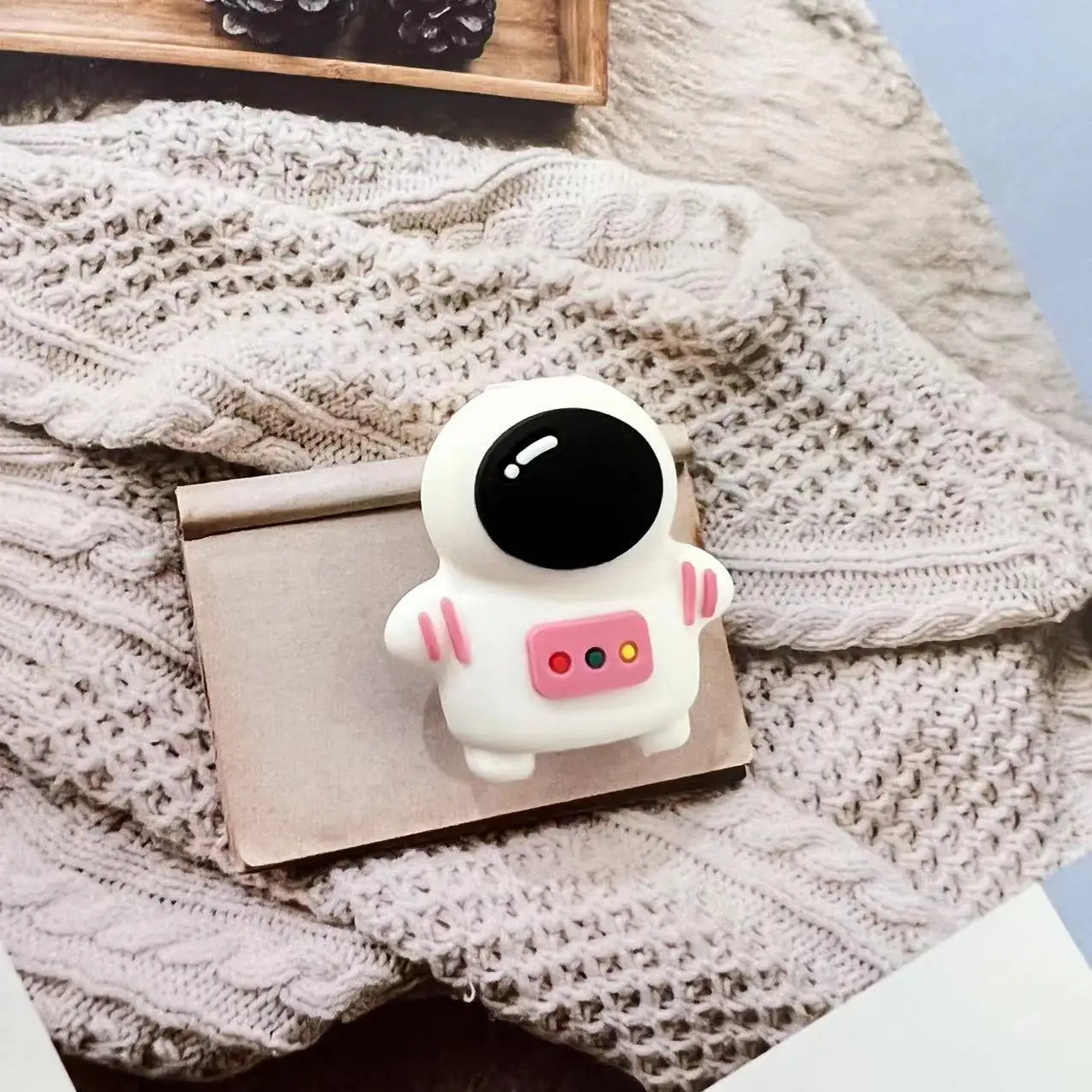 Osłona kabla z kablem z kreskówkową ładowarką USB do ochrony kabla do ładowania błyskawicy iPhone USB