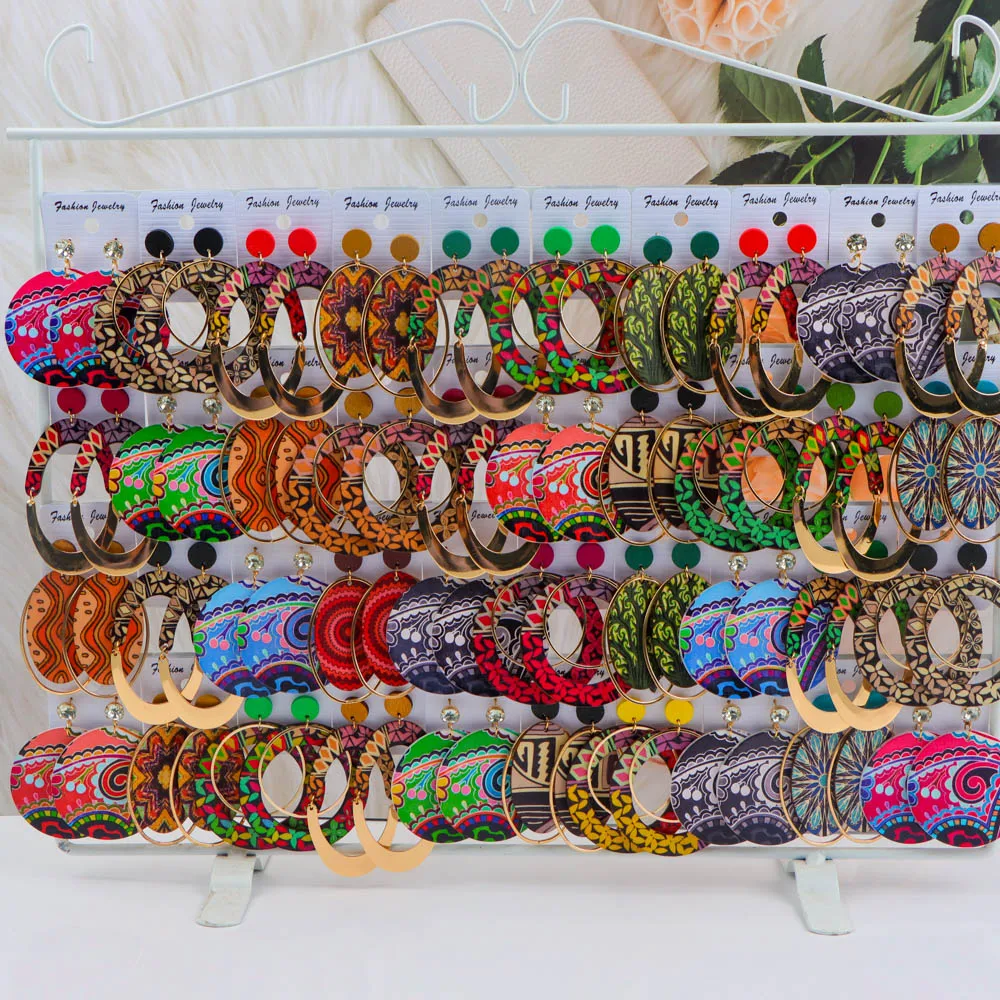 20Pairs/Lot Bohemian Style Colorful Geometric Wood Grain Printed Hollow Women's Earrings, Daily Accessories Randomly Shipped