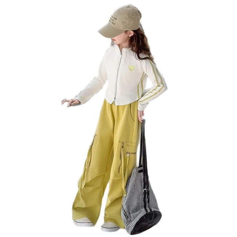 مجموعة ملابس أطفال بناتي لخريف وشتاء 2025 سترة علوية قصيرة على شكل قلب + سراويل رياضية 4 6 8 10 12 14 15 سنة #3