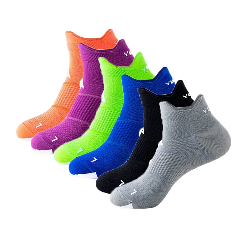 Calcetines cortos de nailon para correr para mujer y hombre, medias deportivas transpirables antideslizantes para ciclismo y maratón, secado en las cuatro estaciones