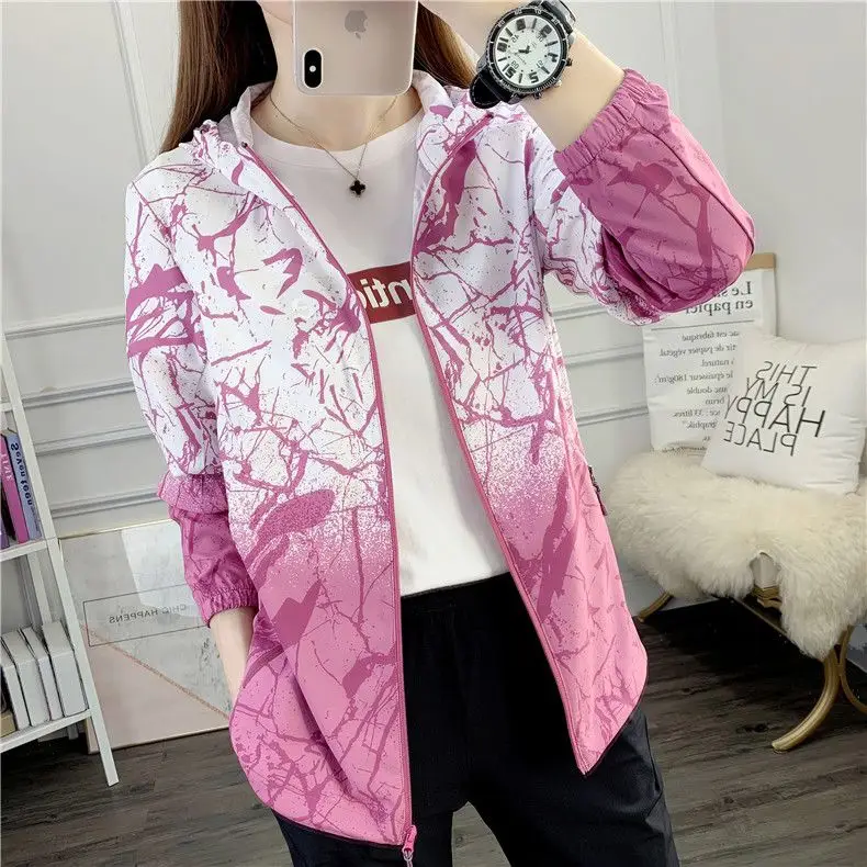 Hooded sunscreen coat women's 2026 summer new Sun protection clothing Jacket female breathable Outwear short windproof Overwear