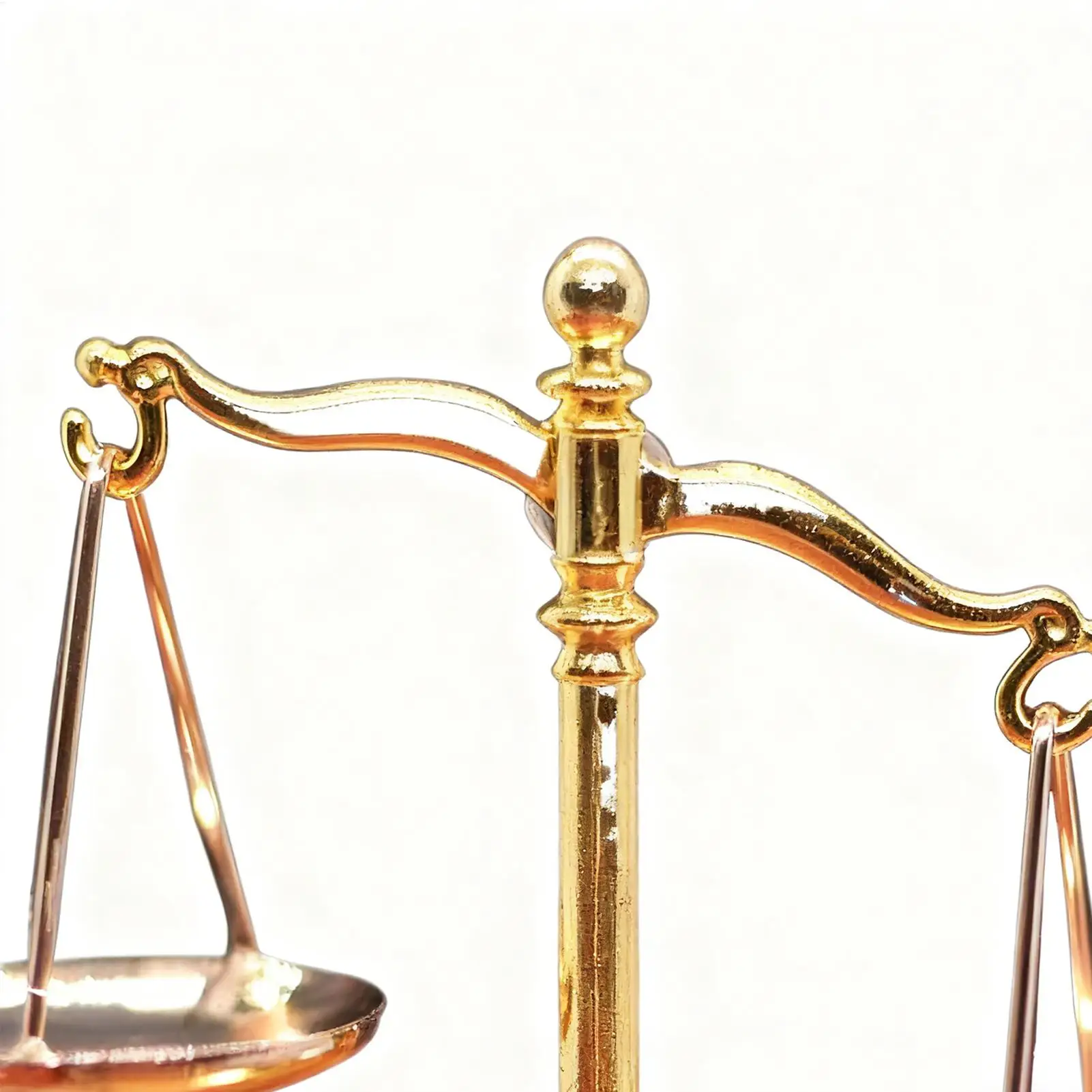 Escala de equilíbrio vintage decoração 1:12 retro pequenas casas de boneca decoração mini equilíbrio justiça lei escala estatueta para banheiros