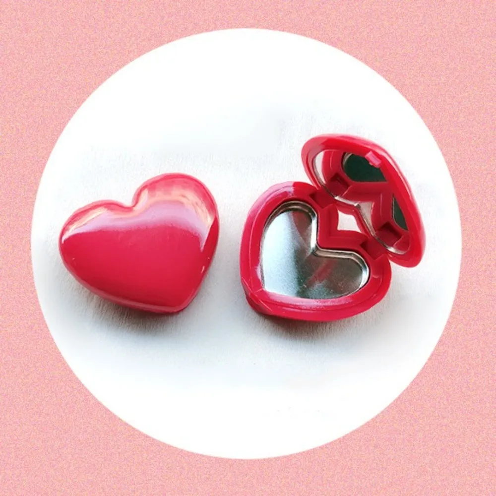 1pcs Love Heart Shape Empty Eyeshadow Case Refillable Easy To Carry Refillable Makeup Dispenser With Mirror Rouge Lipstick Box