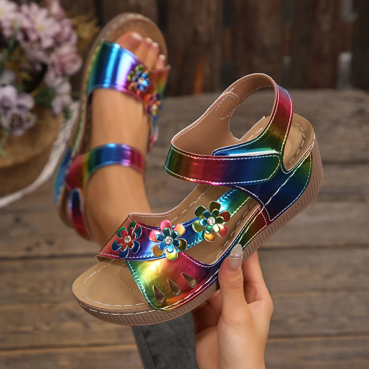Outdoor Women Flower Wedge Sandals 2026 Summer Fashion Platform Sandals Chunky Heel Open Toe Beach Shoes Casual Outdoor Sandals view 4