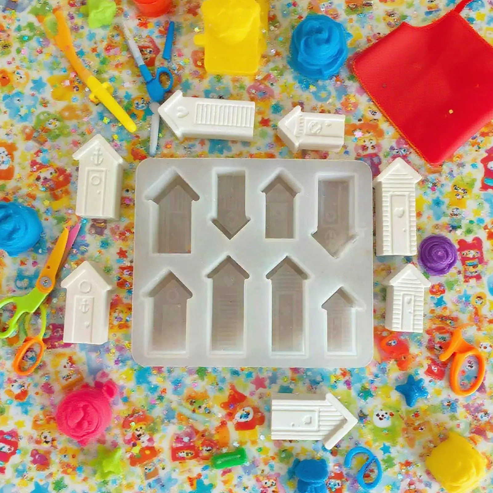 

Дом шоколада Chomold Рождественские формы для шоколада 8-слотовая форма для помадного мыла Зимние праздничные украшения Ремесленные проекты