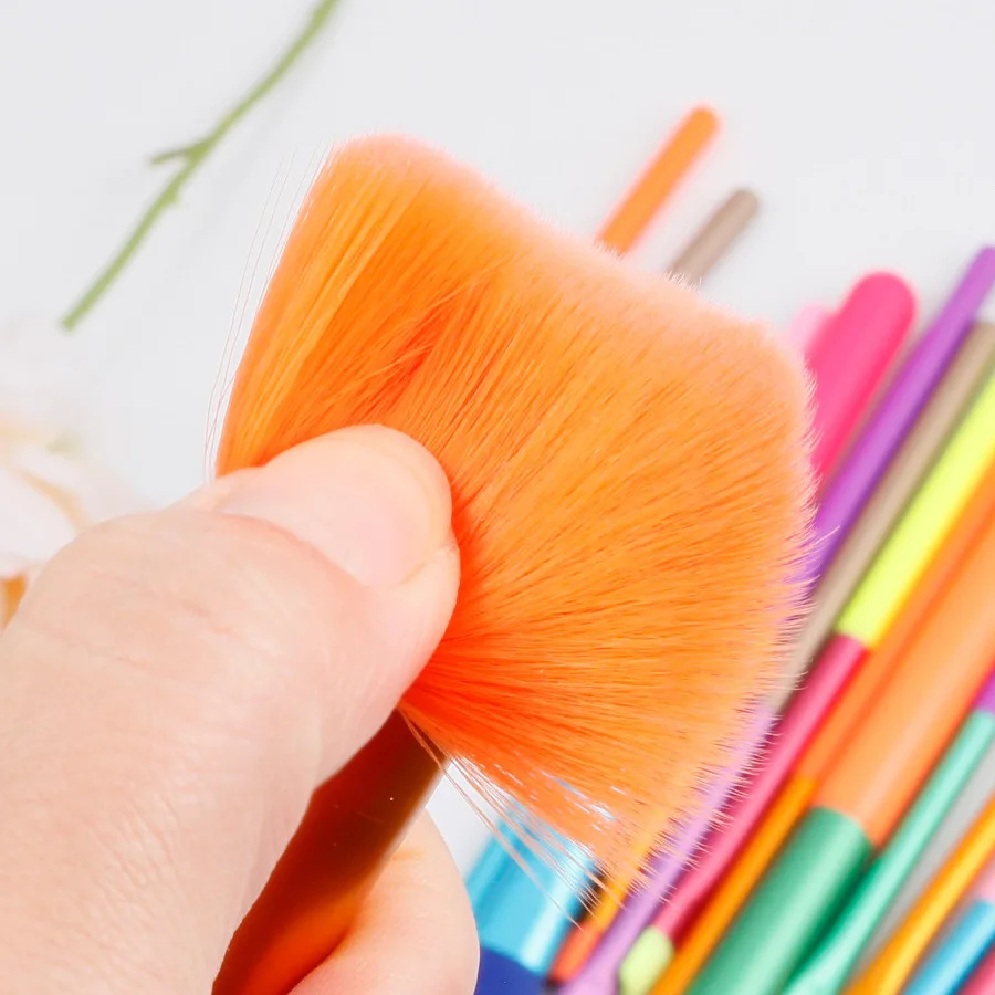 Ensemble de pinceaux de maquillage arc-en-ciel, Kit de pinceaux pour fard à paupières et Blush colorés bonbons, outils cosmétiques professionnels végétaliens pour artistes, 15 pièces