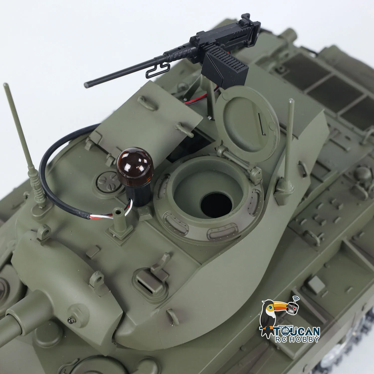

Tongde 1/16 M24 Chaffee RC Tank with Metal Wheels Barrel Recoil Infrared Battle RTR Remote Control Toy for Adults Collectors
