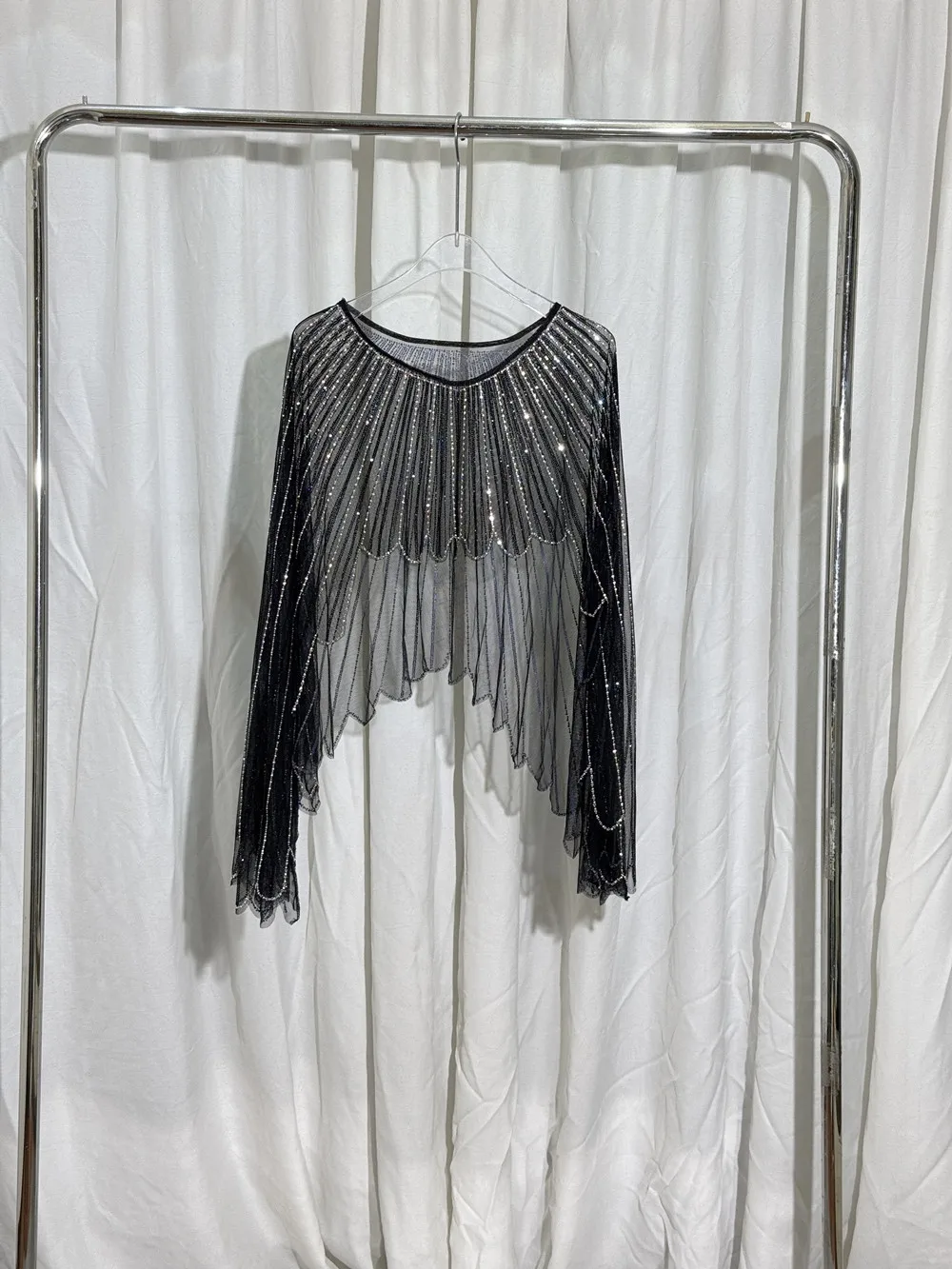 2025 New Women Beaded Dream Angel Wings Party Poncho Bling Diamond Shawl Hollow Out Streetwear Beachwear Top Y2K Summer