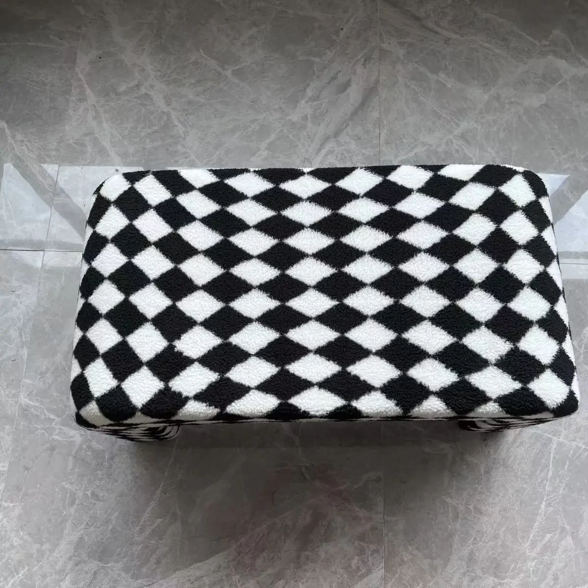 Nordic Minimalist Shoe Changing Bench Sofa Stool Living Room Furniture Sofa Chair Creative Black And White Checkerboard Chair