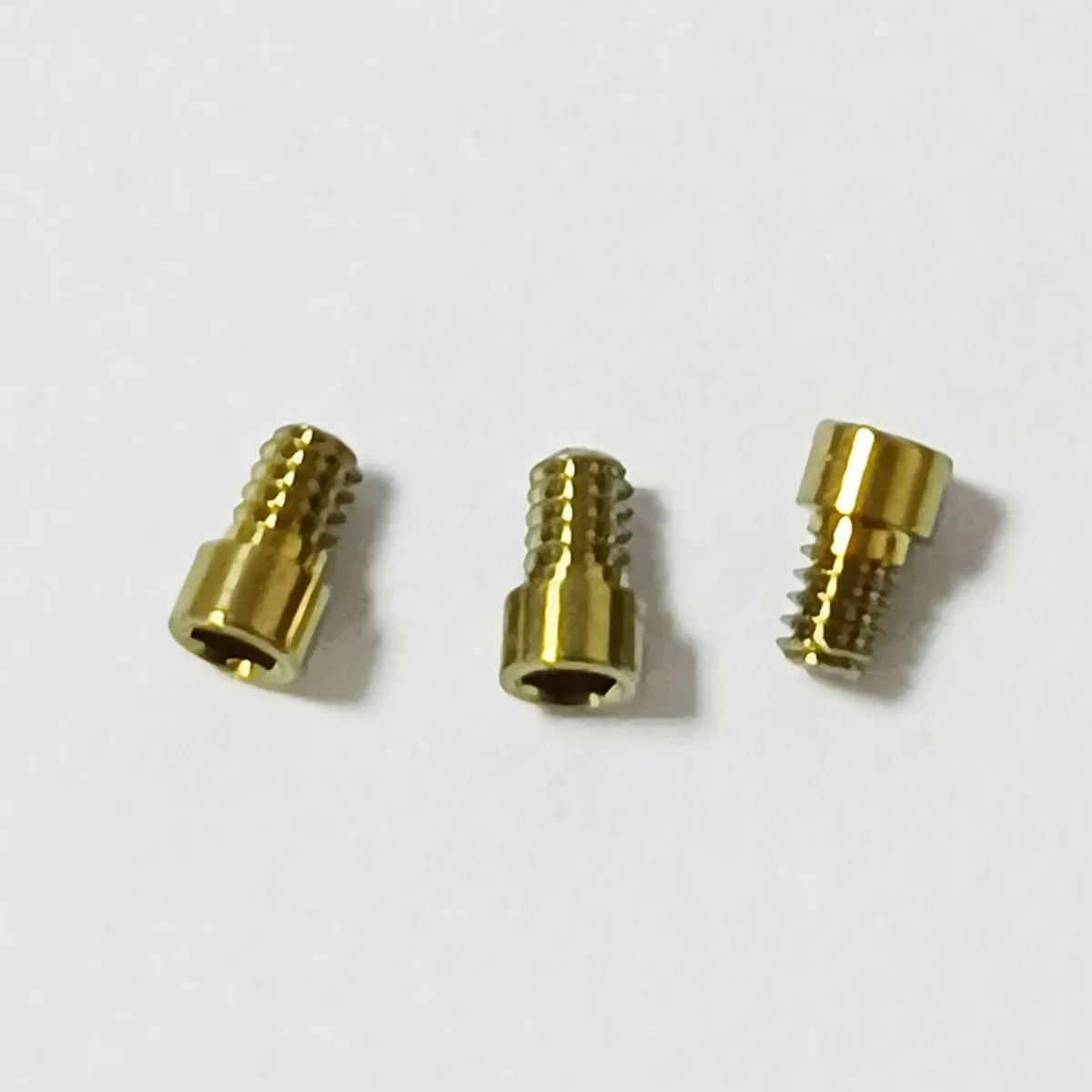 Titanium  screw for Multi-Unit Hex1.25 compatible with MIS