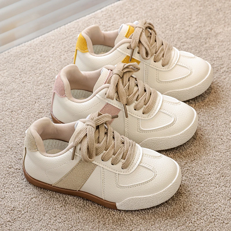 

Кроссовки из искусственной кожи для детей, удобная прогулочная обувь, новые трендовые спортивные кроссовки на плоской подошве для мальчиков, повседневная теннисная обувь для девочек, школьная обувь