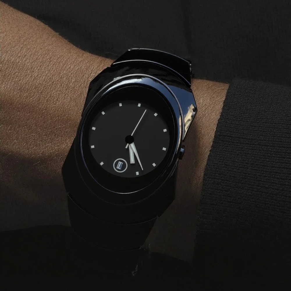 Unique Creative Blade Matte Smooth Case Quartz Watch Mens Y2k Alien Style Design Special Steel Men Watch Personalize AAA Clock