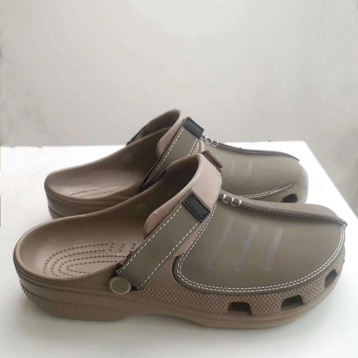 

Классические мужские уличные тапочки из натуральной кожи Beach oes с открытым носком, модные универсальные сандалии с отверстиями, высокая помощь из ЭВА