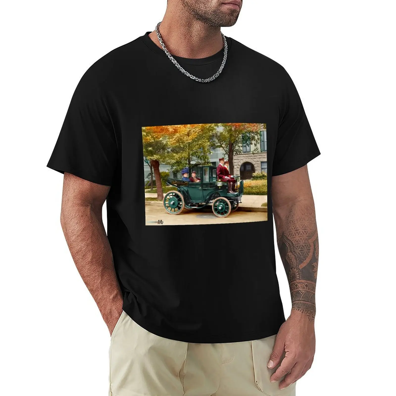 Colorized Sen Wetmore & Wife in a Kreiger Electric Landaulet 1906 T-Shirt vintage Short sleeve tee plus size men clothing