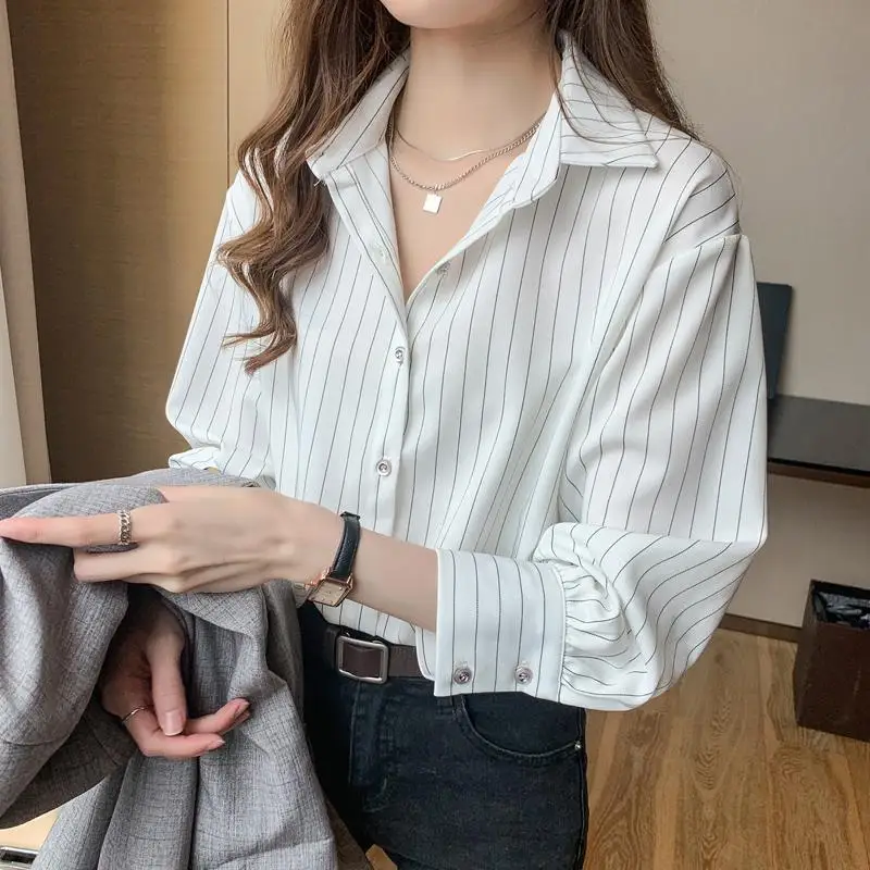 2023 Autumn New Striped Printed Chiffon Shirts Women Office Lady Turn-down Collar Pressing Buckle Patchwork Long Sleeve Blouses