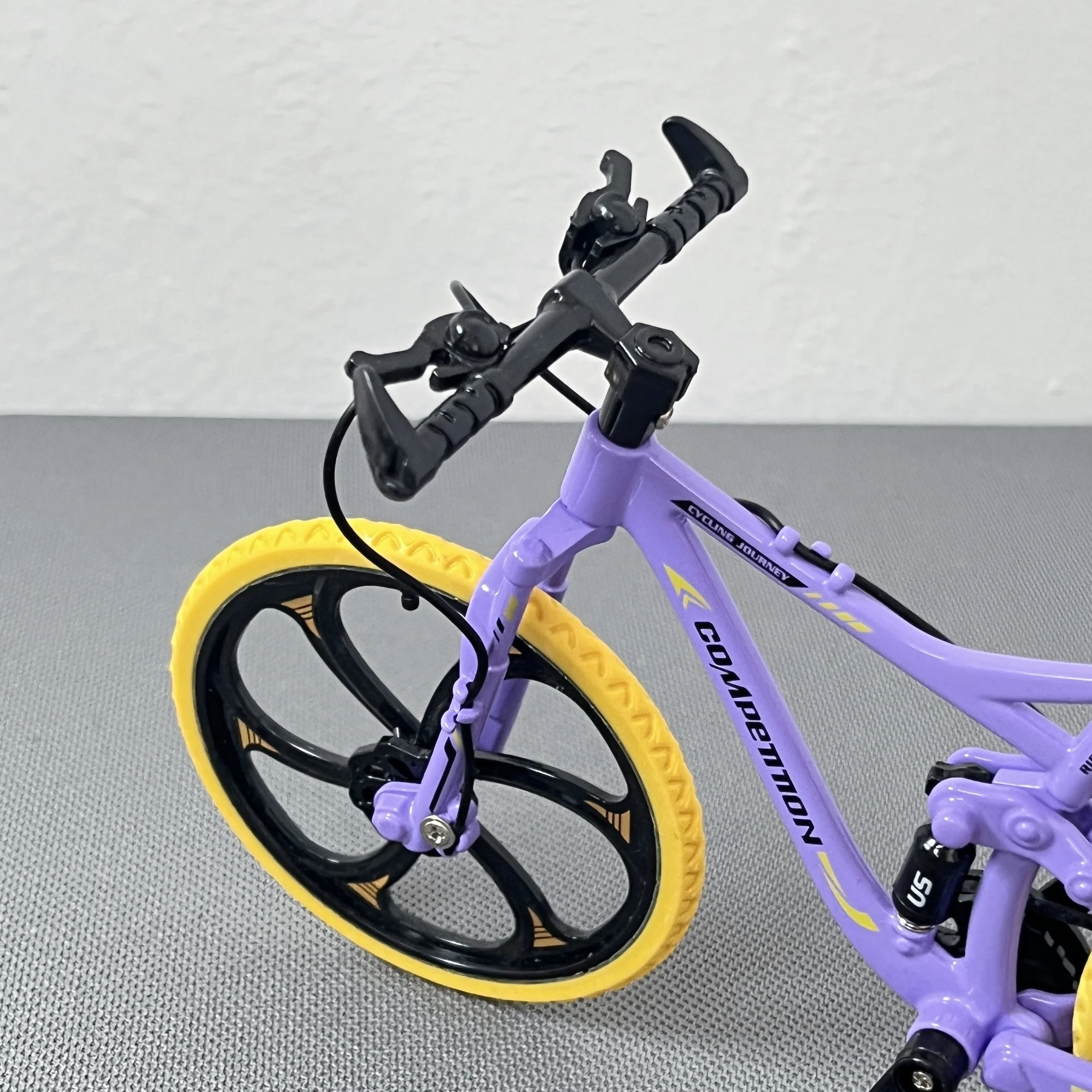 1:8 Mini Model Alloy Diecast Bicycle Metal Finger Bmx Mountain Mini Bike Decoration Children Gifts
