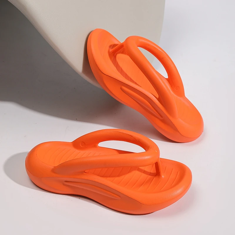 Fashion Men Women Indoor Outdoor Slippers Flip Flops Slides Beach Sandals Men Thick Soft Sole Home Slippers Men Casual Shoes image 3