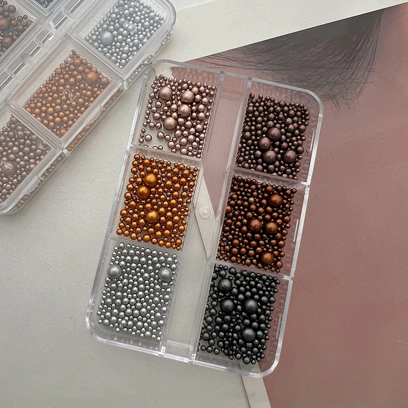 6/12Grids 3D Kerst Ronde Parels Kralen Nail Art Charms Kleurrijk Gemengde Grootte Kaviaars Kraal Nagels Decoraties DIY Kerst Manicure &