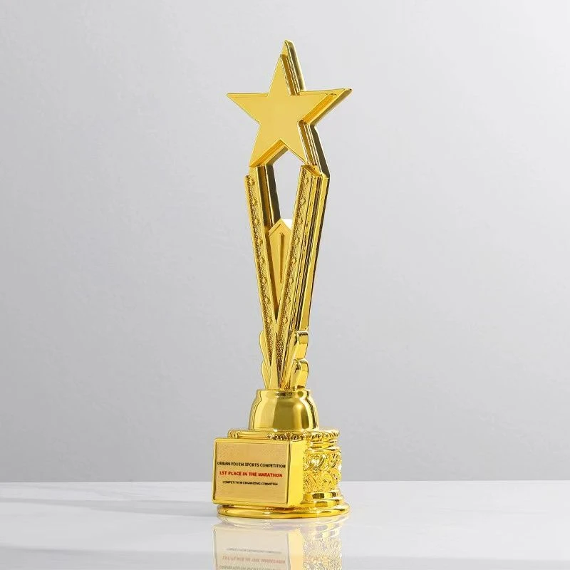 جائزة ممتازة للموظفين، مسابقة جائزة الأطفال، الرقص، الغناء، الاجتماع السنوي للطلاب، الفائز على الكأس المخصص