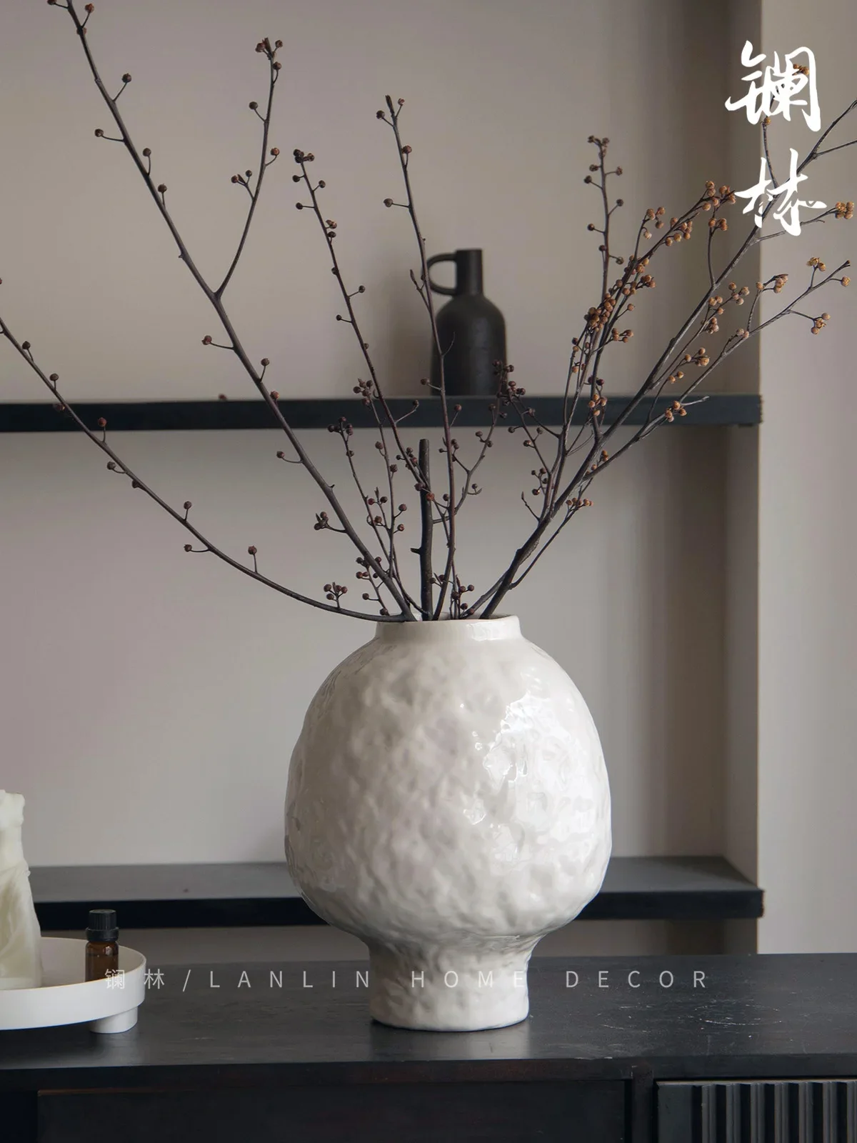 Modern simple white-glazed ceramic vase Jingdezhen wabi-sabi dried flower hydroponic dual-purpose high-end decoration ornament