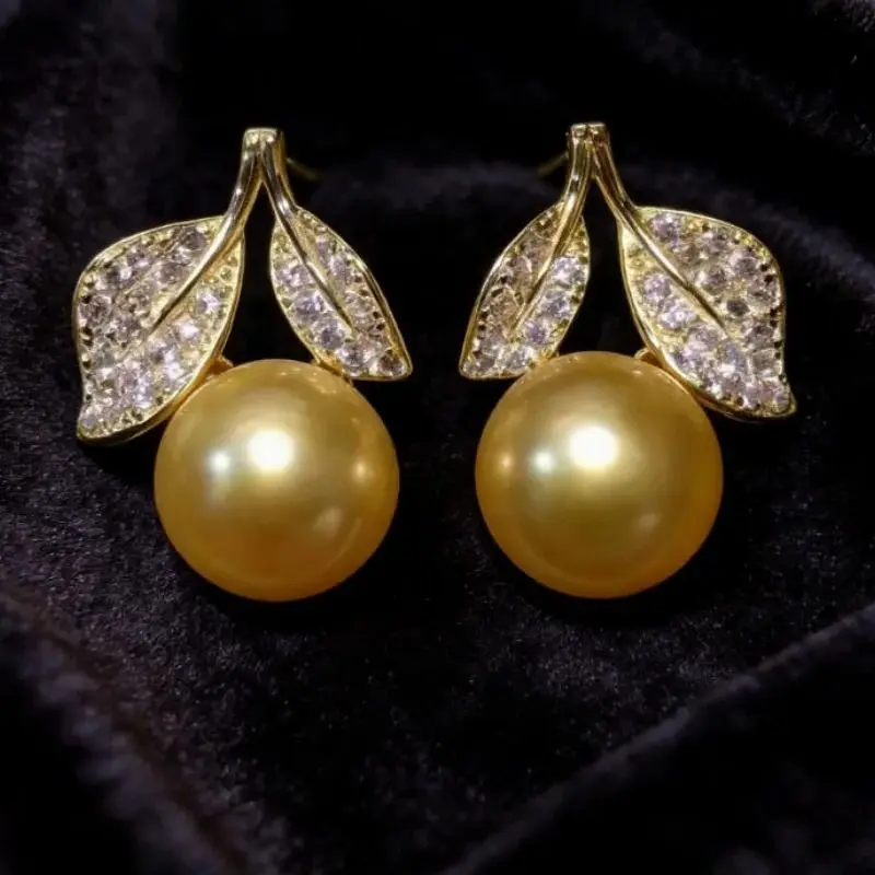 New pair of oversized AAAA 10-11 mm natural South Sea round gold pearl earrings 925s