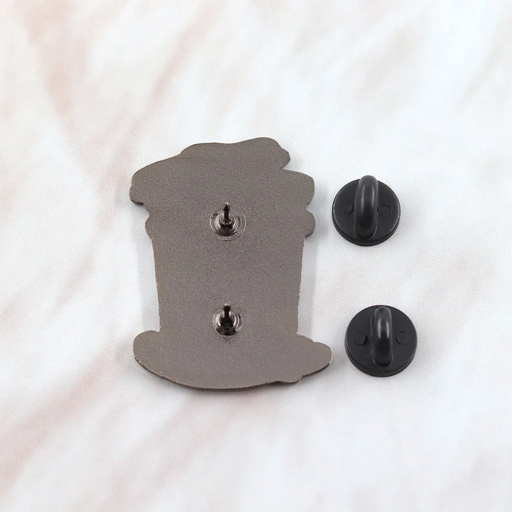 Männermeinungen, rosafarbener Mülleimer-Abzeichen-Anstecker, sarkastisch, humorvoll, lustiger Meme-Emaille-Pin, Frauenrechte, feministischer Schmuck, dekorativ – Detail 6