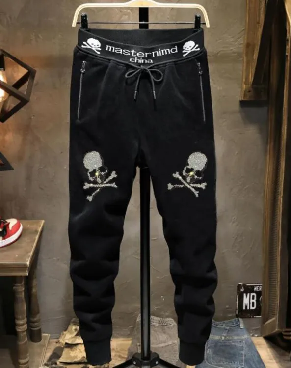 Luxury autumn and winter Rhinestone pants men's  fashion youth leisure