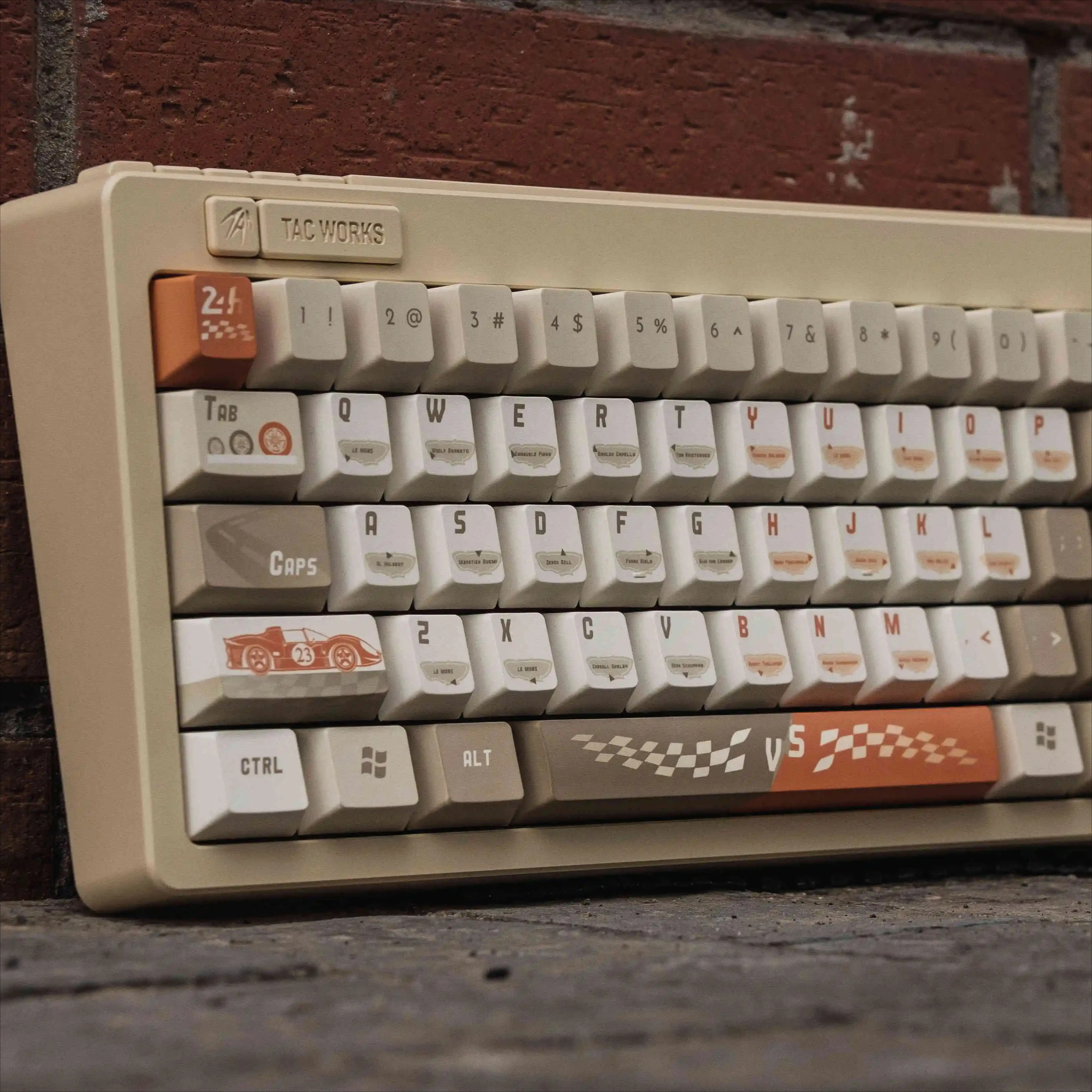 

Оригинальные тематические колпачки для клавиш-Racing-142 клавиши, заводская высота, PBT, полная пятисторонняя сублимационная механическая клавиатура