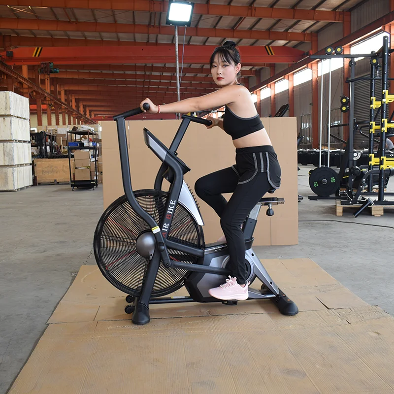 Fabrikanten Groothandel Gesleept Commercieel Verticaal Fitnessvoertuig, Air Bike Gym