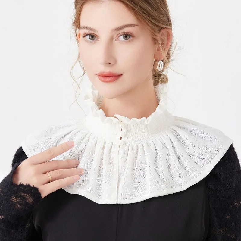 cuello-de-capa-elegante-con-diseno-de-botones-de-perlas-cuello-ajustable-con-pliegues-plegados-cuello-alto