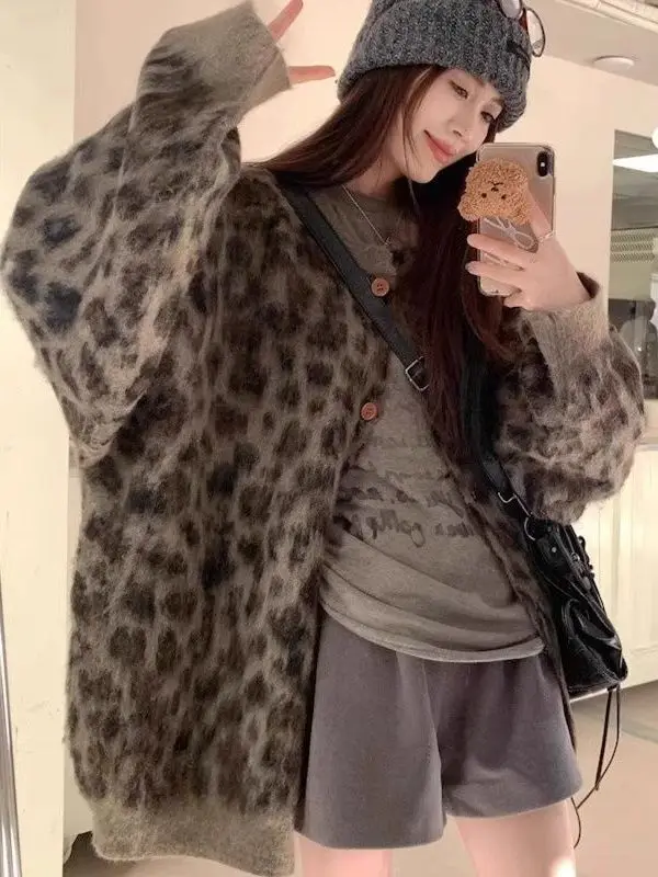 Ladies' Loose Fit Leopard Print Knitted Cardigan Long Sleeve Warm Thickened Autumn Winter Outerwear Street Style Fashion