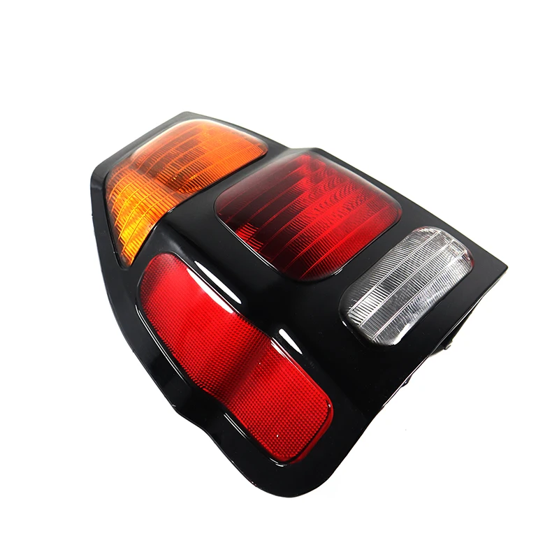 For Mitsubishi Pajero MONTERO Sport 1999-2008 Car Accessories Rear Tail Lamp Brake Lights Signal Warning Lamp Taillight Assembly