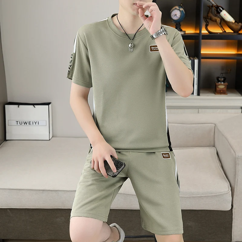 

Loose ort Sve T-irt Men's Summer Sportswear Set Haome f Sve Body Tee Young Men's Faionable Two-Piece Set