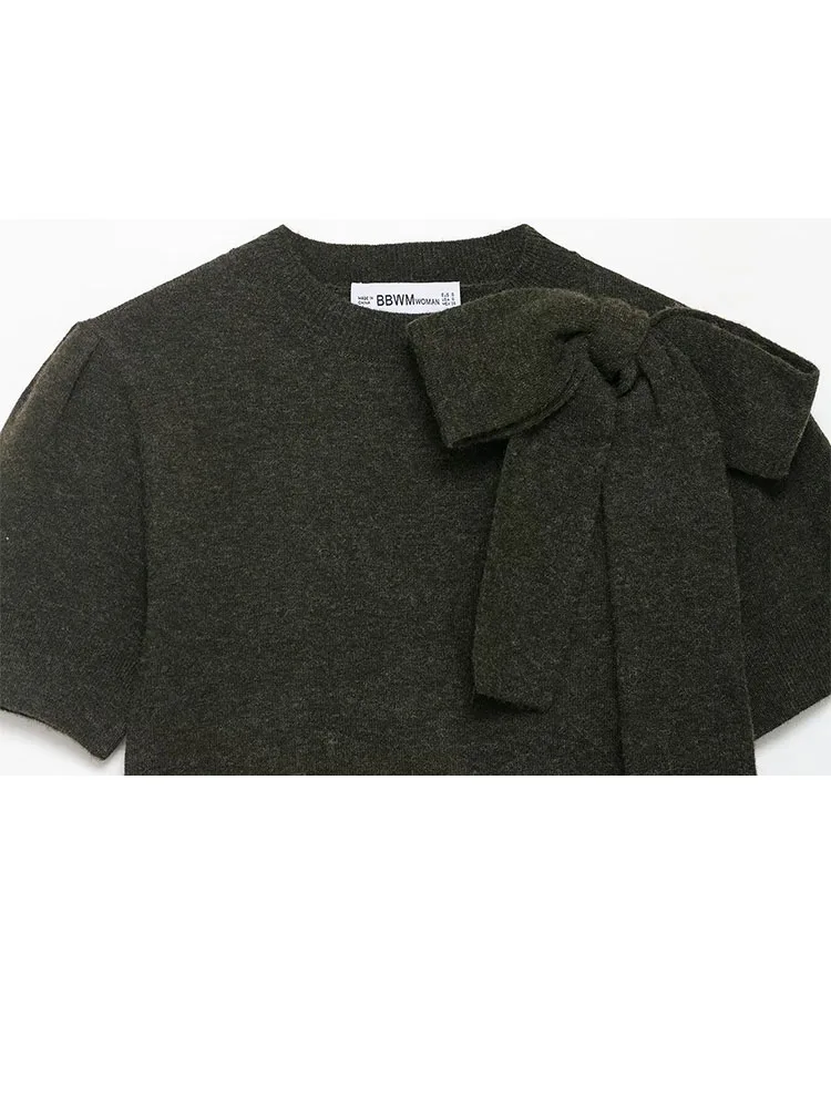 

HH Woman Early Spring Fashion Solid Color Short Sleeves Sweet Bow Decoration Knitted Pullover Top Female Casual Commuting Blouse