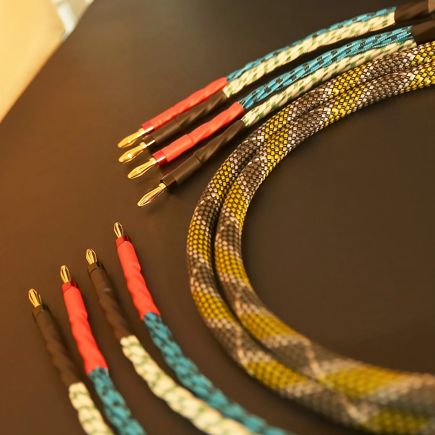 Hi‑end Audiophile 9AWG 16 Cores Speaker Cable Gold‑Plated Banana to Banana Plug Bi‑wire Audio Loudspeaker Cable Wire