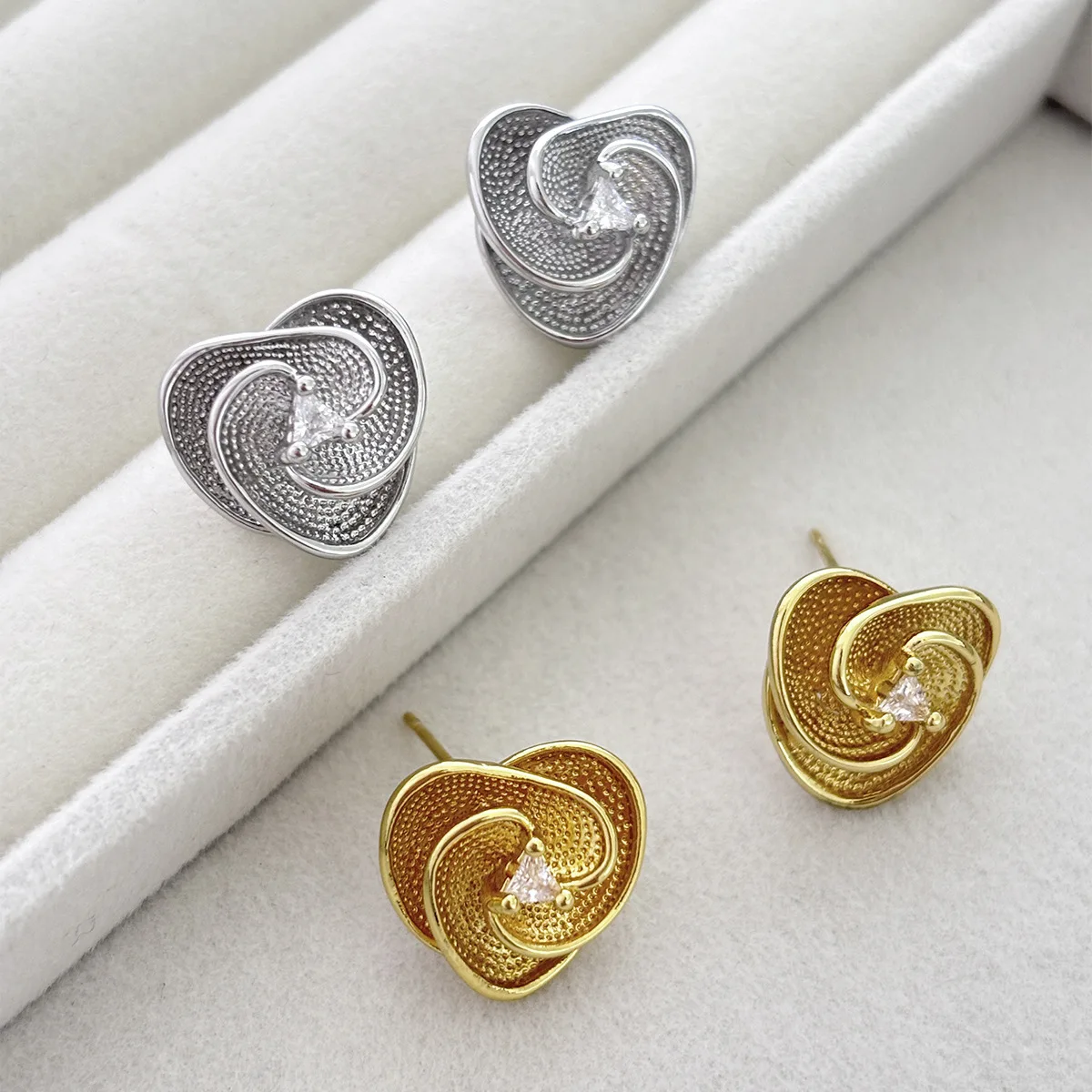 Fashion Rhinestone Petal Earrings Vintage Elegant Minimalist Ear Jewelry For Women